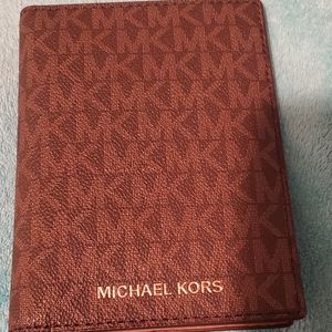 Micheal Kors passport wallet holder